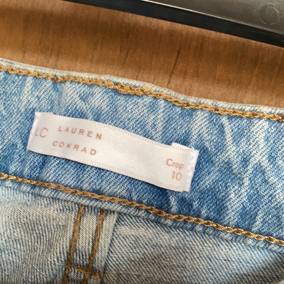 Relist7/6❌ LC Lauren Conrad super high rise Crop raw hem distressed w Slit hole - Picture 14 of 17